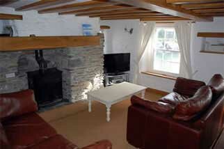 Island House Polperro. Luxury holiday cottage with sea views